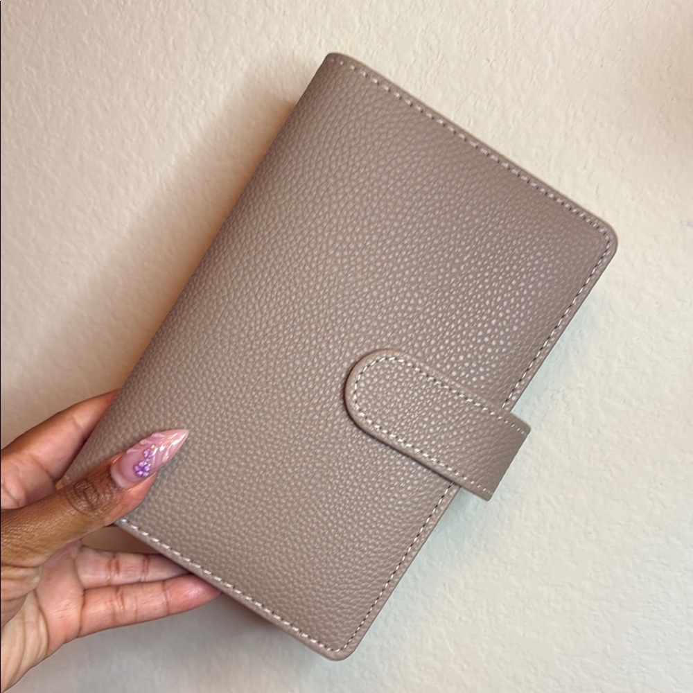 A6 Personal Binder Taupe Pebbled Leather Wallet/Planner